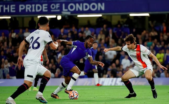 黑丝美女被艹
